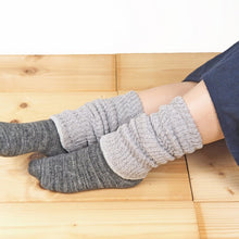 画像をギャラリービューアに読み込む, KinoKoto レッグウォーマー 約38cm 絹に炭を塗布した足用あたたかサポーター asc001 レディース メンズ