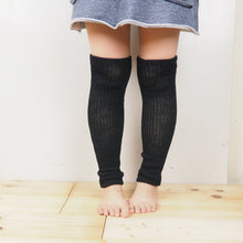 画像をギャラリービューアに読み込む, KinoKoto レッグウォーマーロング 約52cm 絹に炭を塗布した足用ロングあたたかサポーター asc002 レディース メンズ