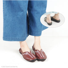 画像をギャラリービューアに読み込む, リゲッタカヌー バブーシュ パンプス RegettaCanoe モロッコ 外履き パンプス ステッチ 刺繍 エスニック 外履き 歩きやすい スリッポン シンプル 幅広 3e ローヒール 日本製 LVW518 CJBB4701 レディース