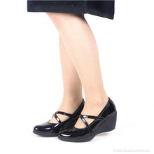 画像をギャラリービューアに読み込む, ets013 レディース クロスベルト アーモンドトゥ パンプス Re:getA