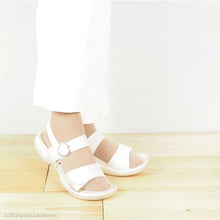 画像をギャラリービューアに読み込む, リゲッタ Re:getA ナース オフィス サンダル グミ ストラップ フラット ぺたんこ 痛くない 疲れない 日本製 ワーク SMS066 RW0014 RW1014 レディース